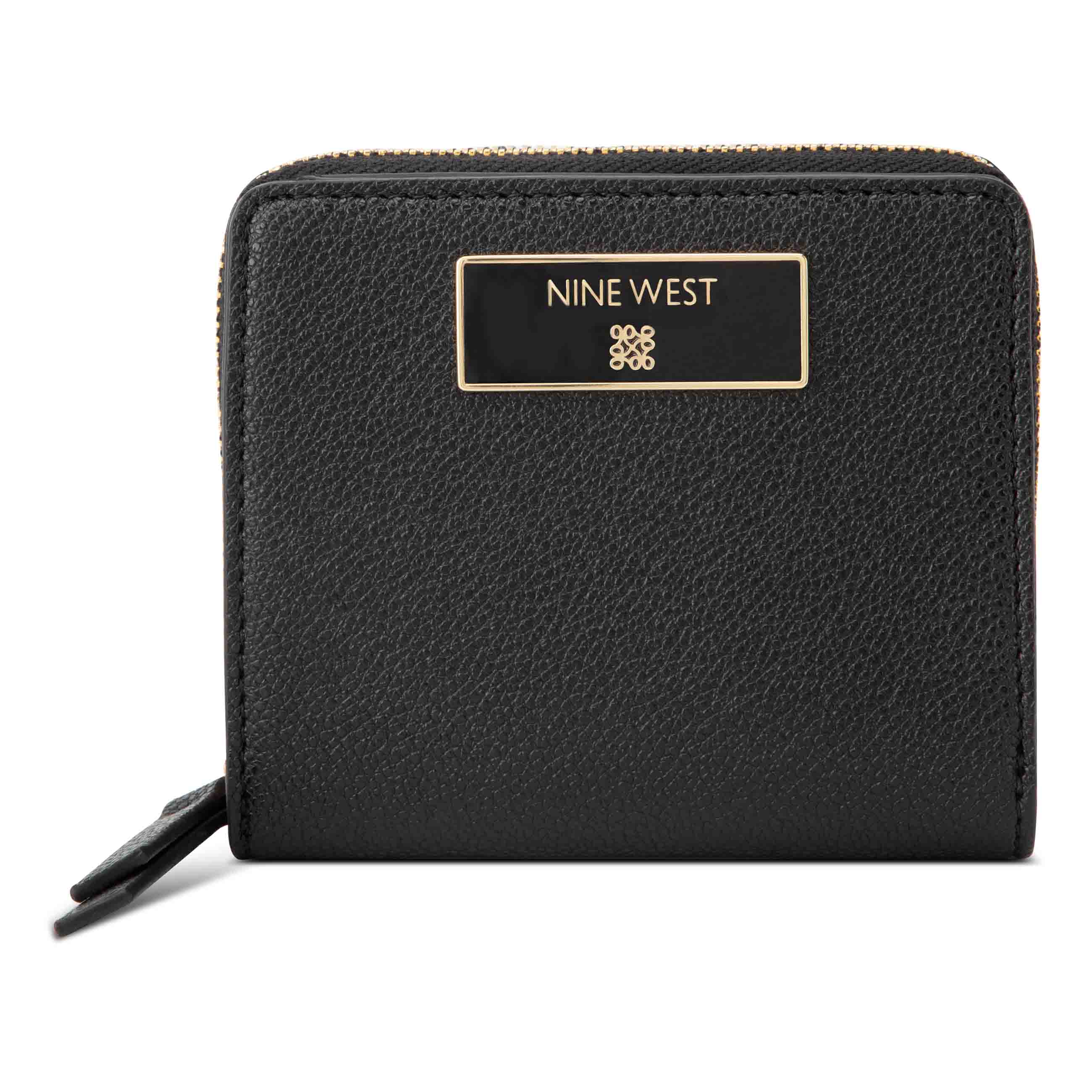 Mary Small Zip Around