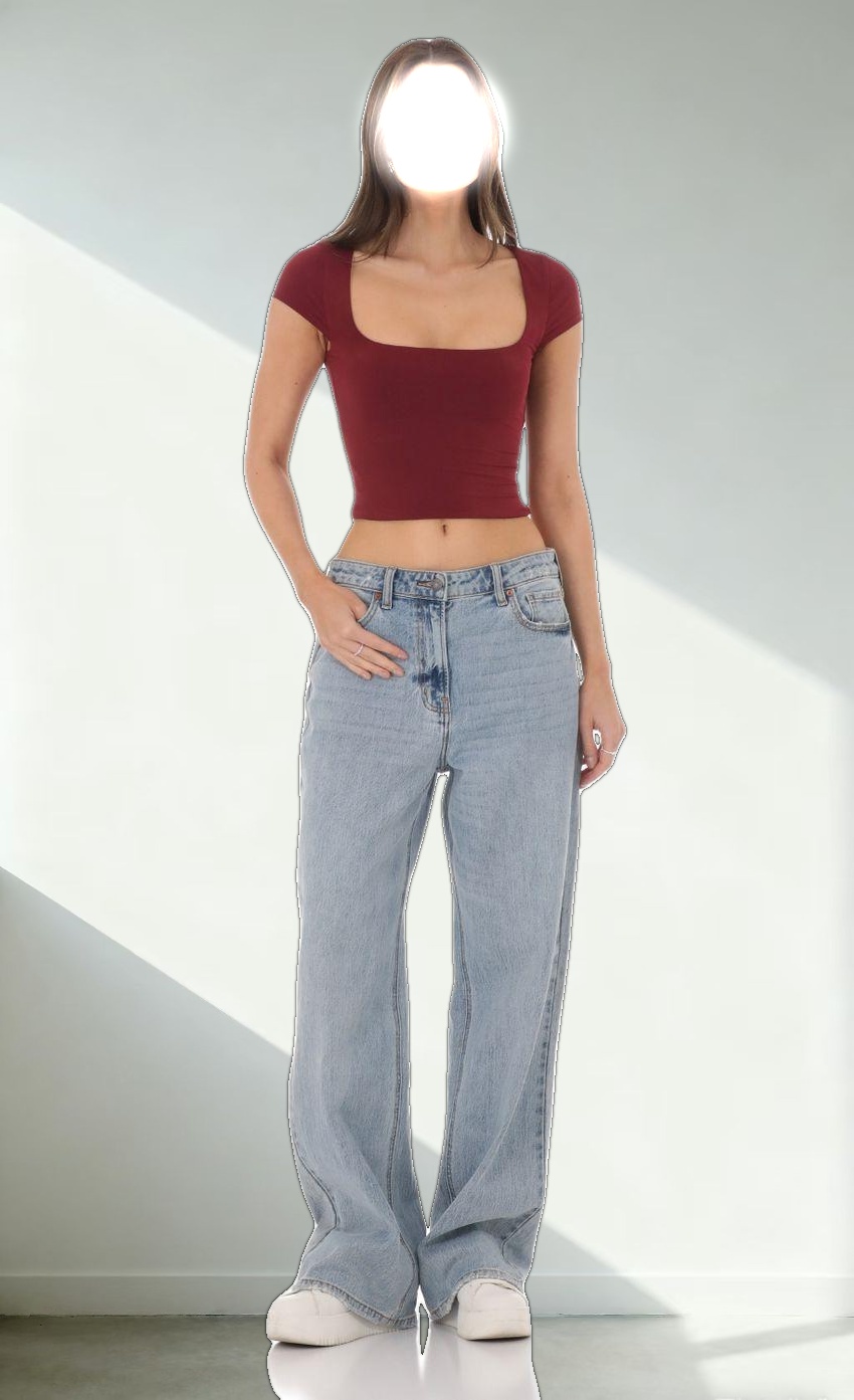 Short Sleeve Crop Top in Maroon