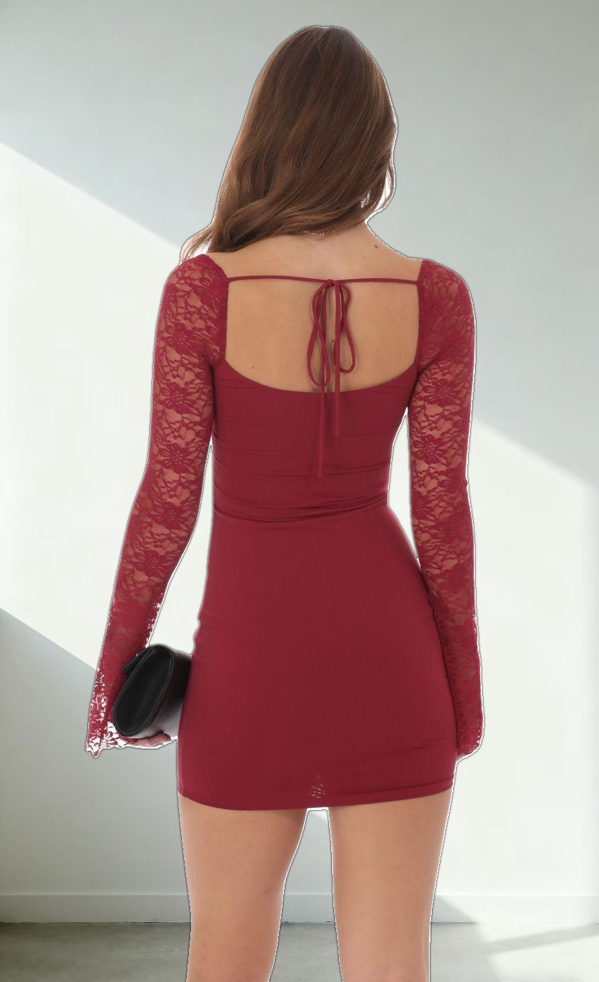 Lace Long Sleeve Bodycon Dress in Maroon
