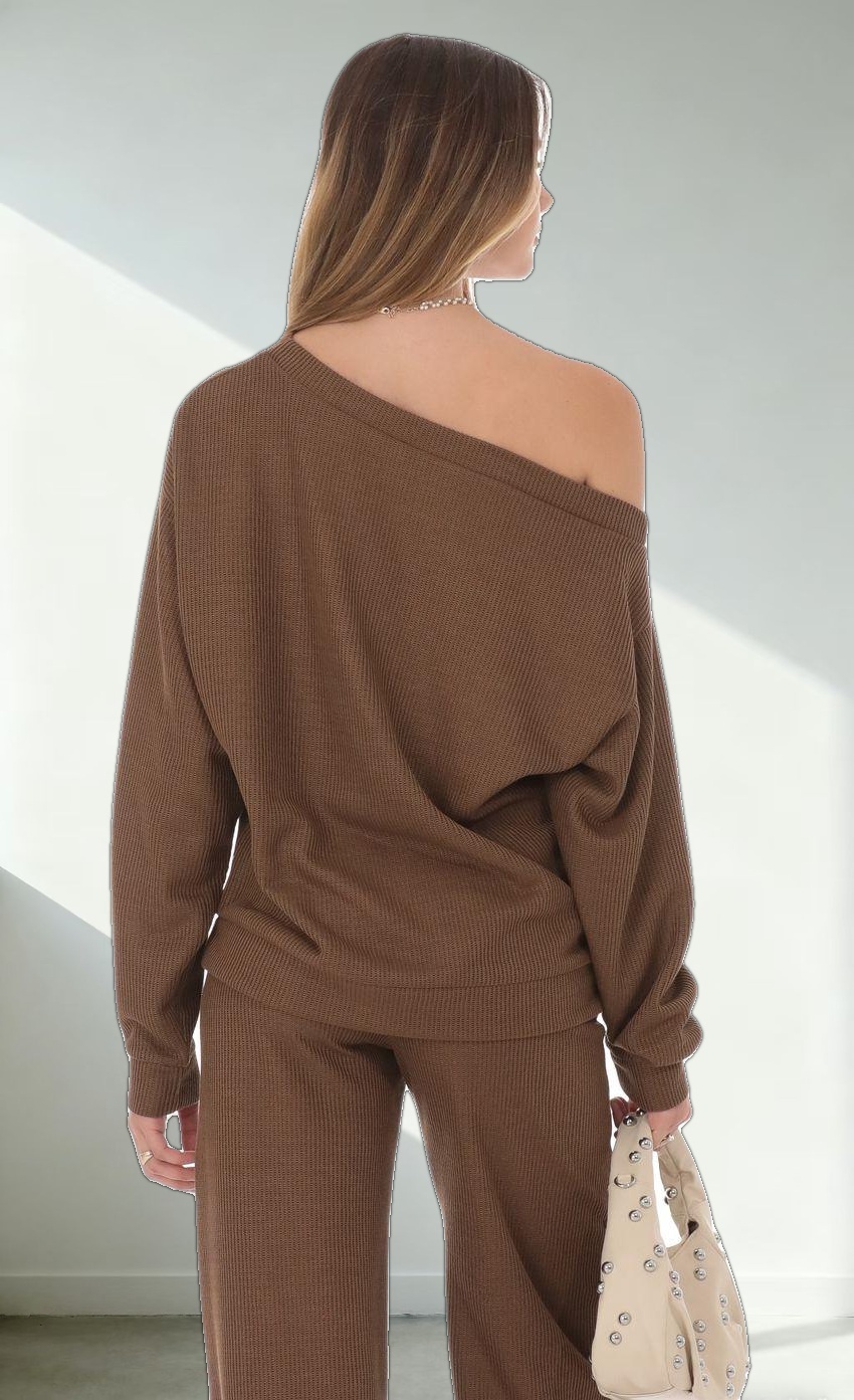 Off Shoulder Knit Oversized Jumper in Brown