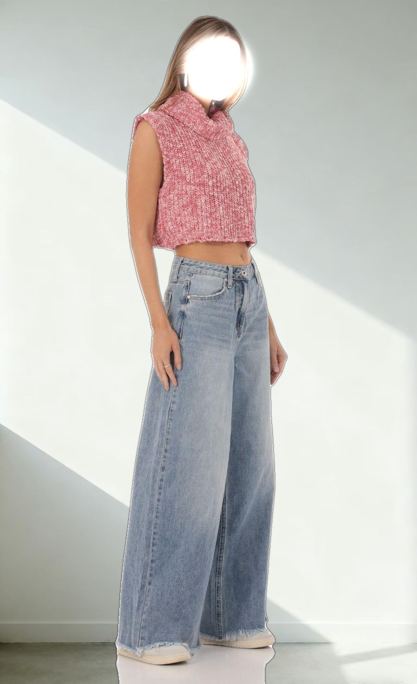 Wide Leg Jeans in Light Denim