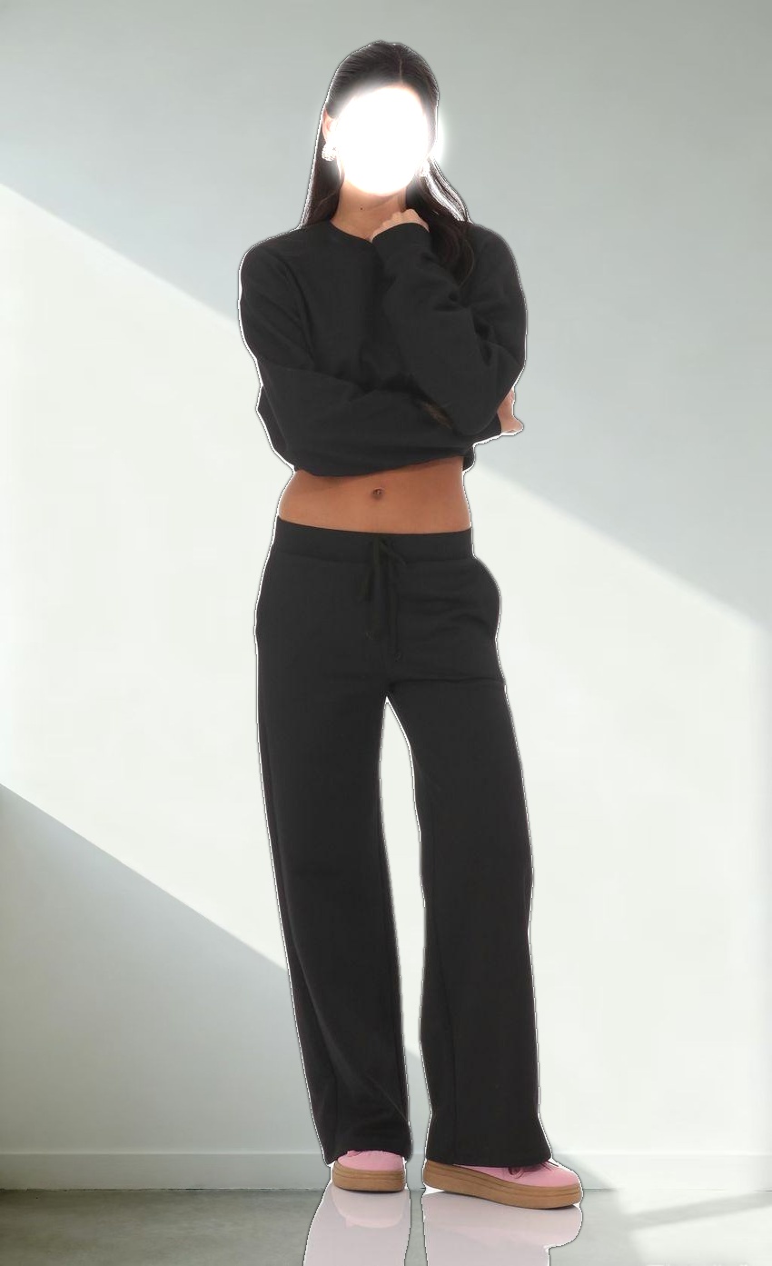 Bow Embroidered Sweatpants in Black