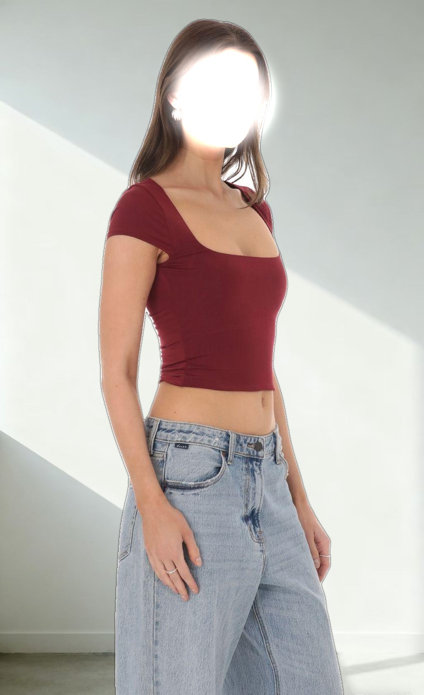 Short Sleeve Crop Top in Maroon