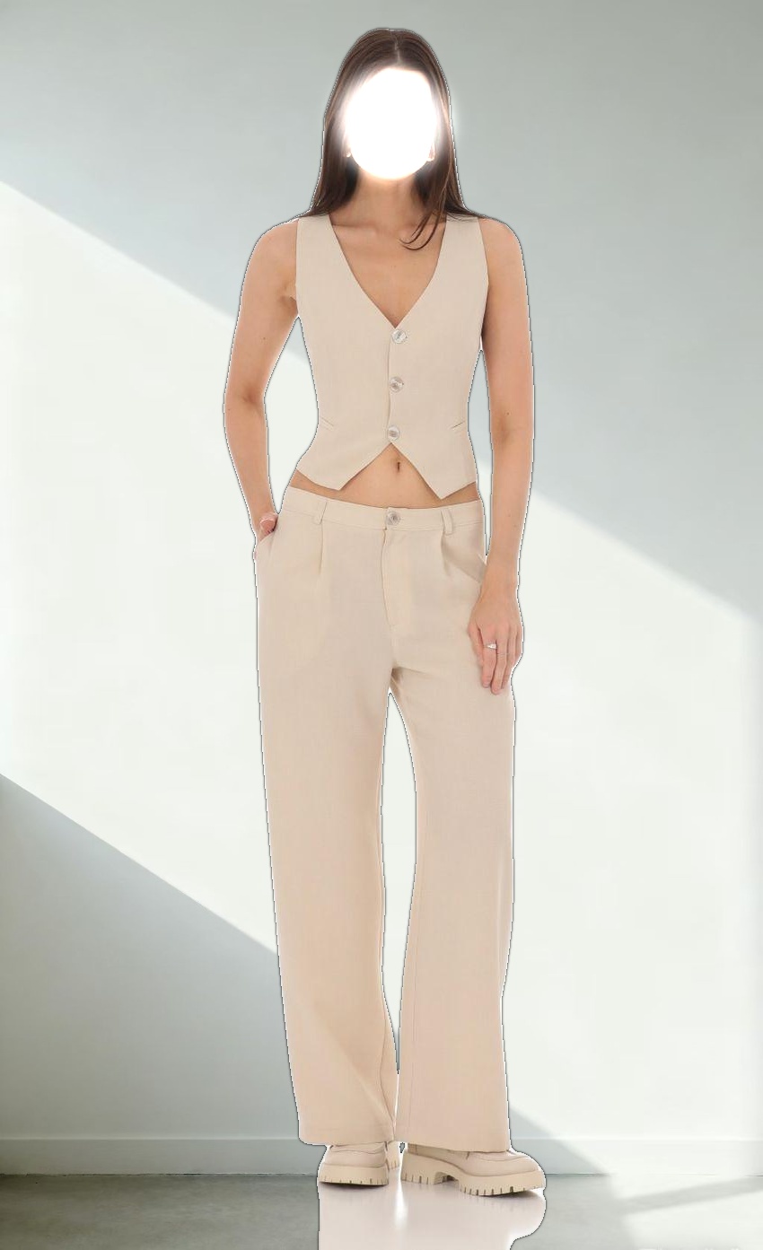 Linen Buttoned Vest in Cream