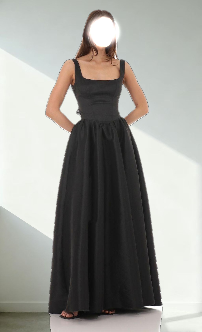 Back Bow Gown in Black