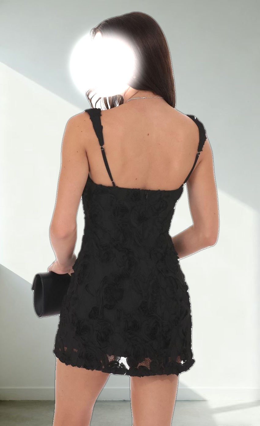 Textured Floral Bodycon Dress in Black