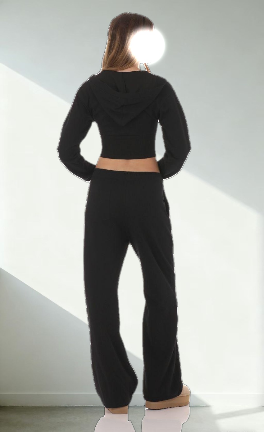Back Pocket Straight Sweatpants in Black