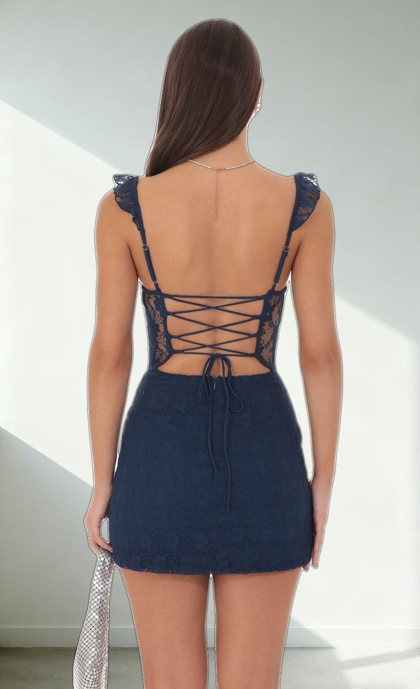Sweetheart Neck Lace Dress in Navy
