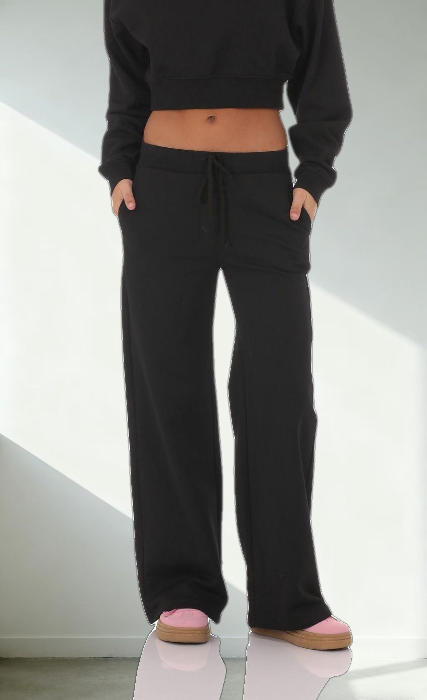 Bow Embroidered Sweatpants in Black