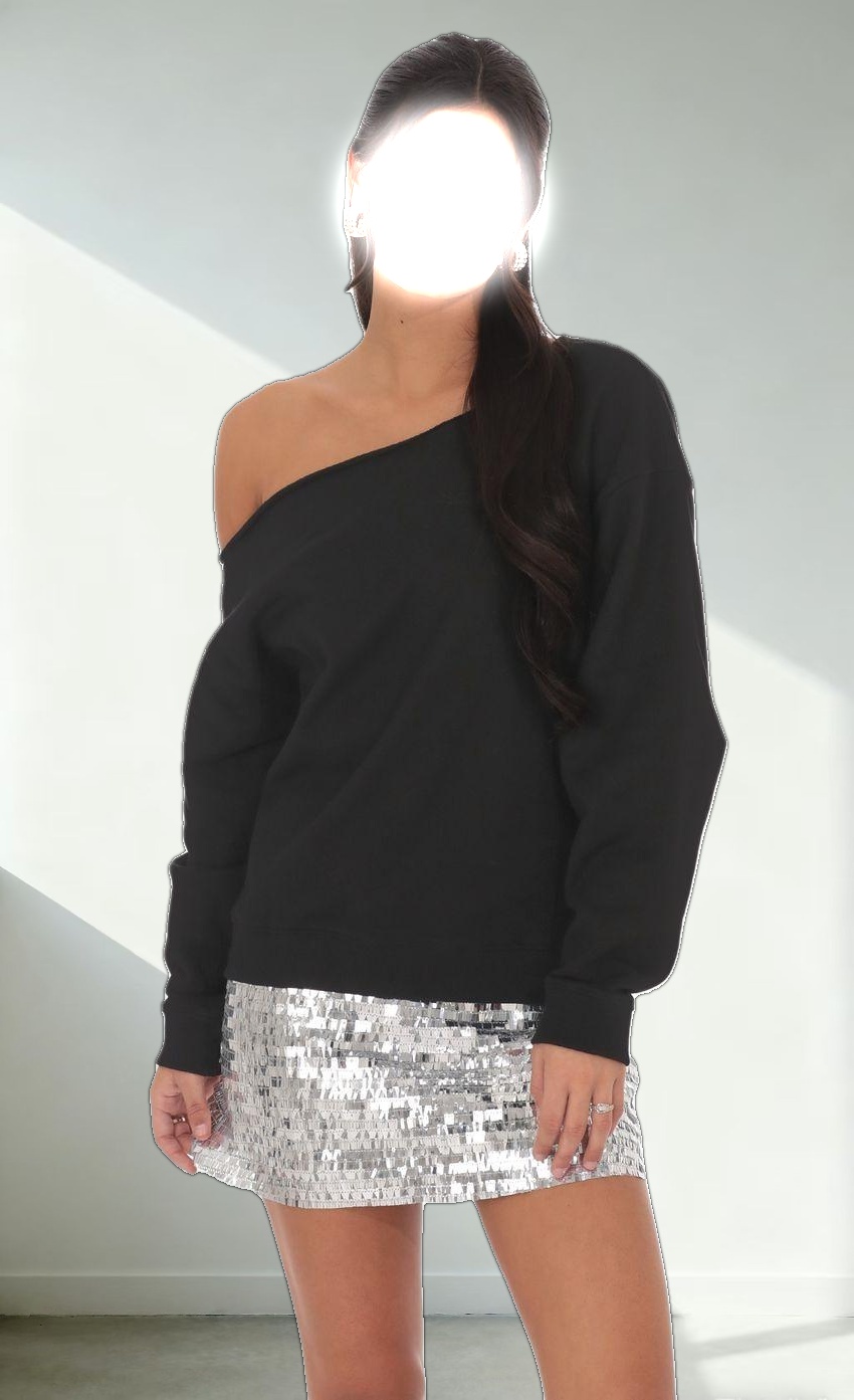 Cut Off Shoulder Jumper in Black