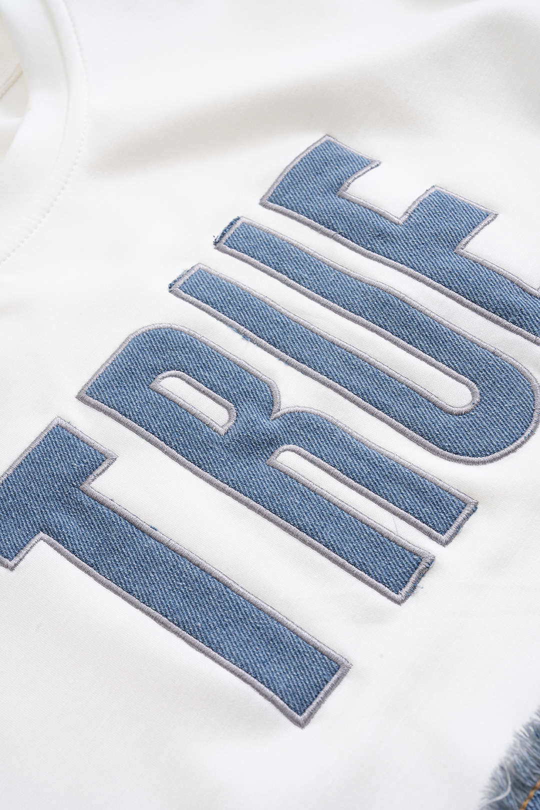 Patchwork Letter Print Frayed Tank Top And Tie-Front Trousers Set