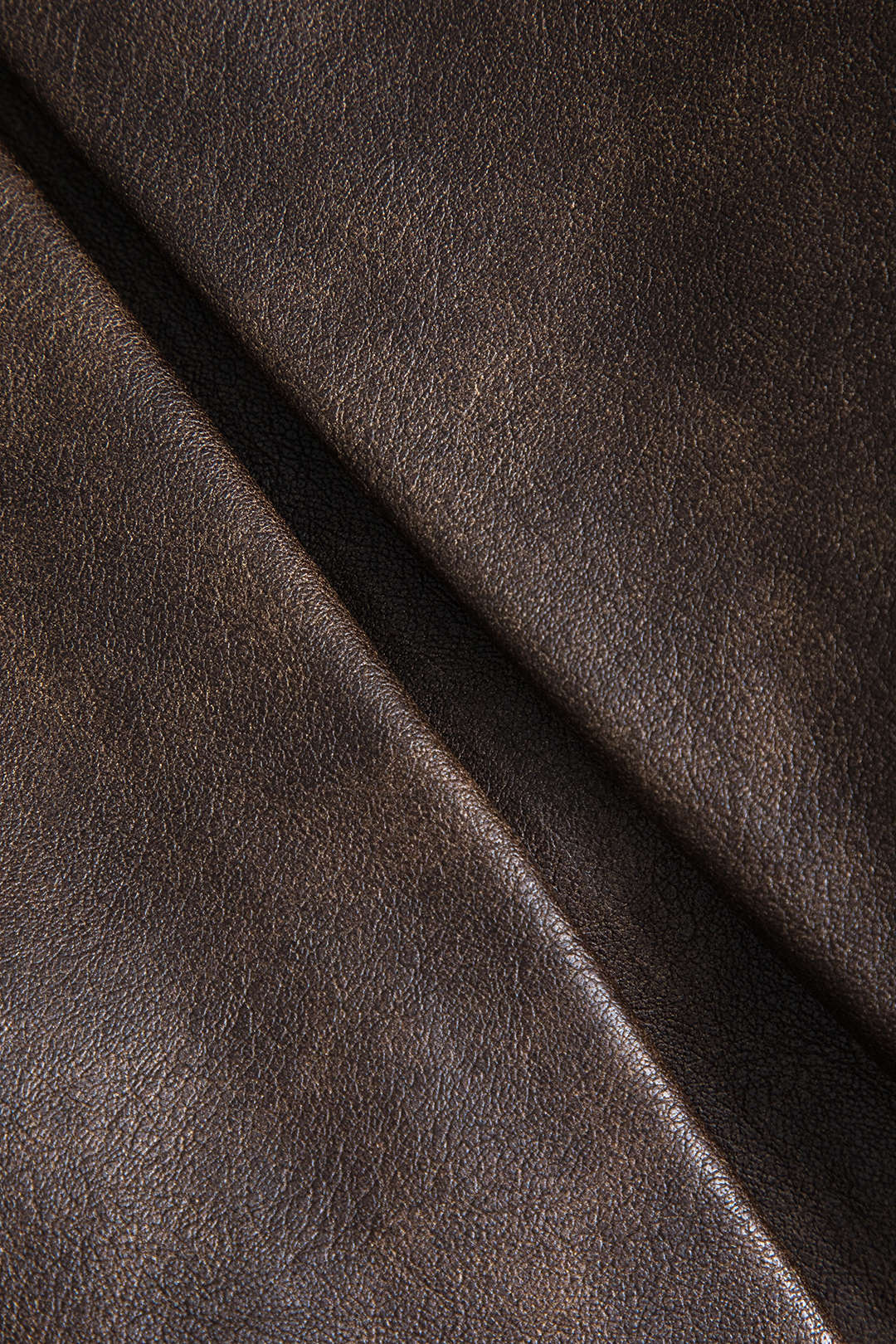 Large Size Faux Leather Zippered Pleated Skirt