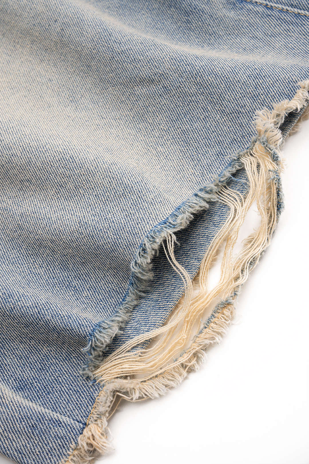 Denim Straight-Leg Ripped and Frayed Shorts