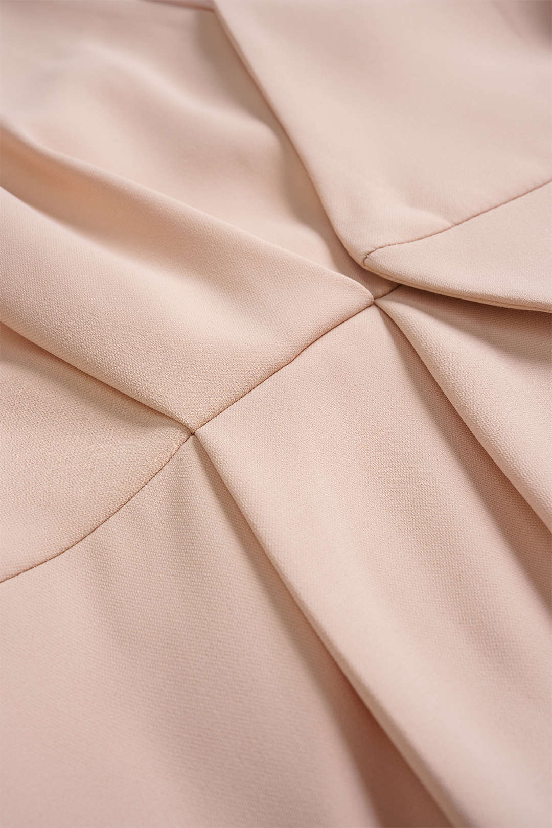 Metallic Chain V-Neck Sleeveless Tank Top