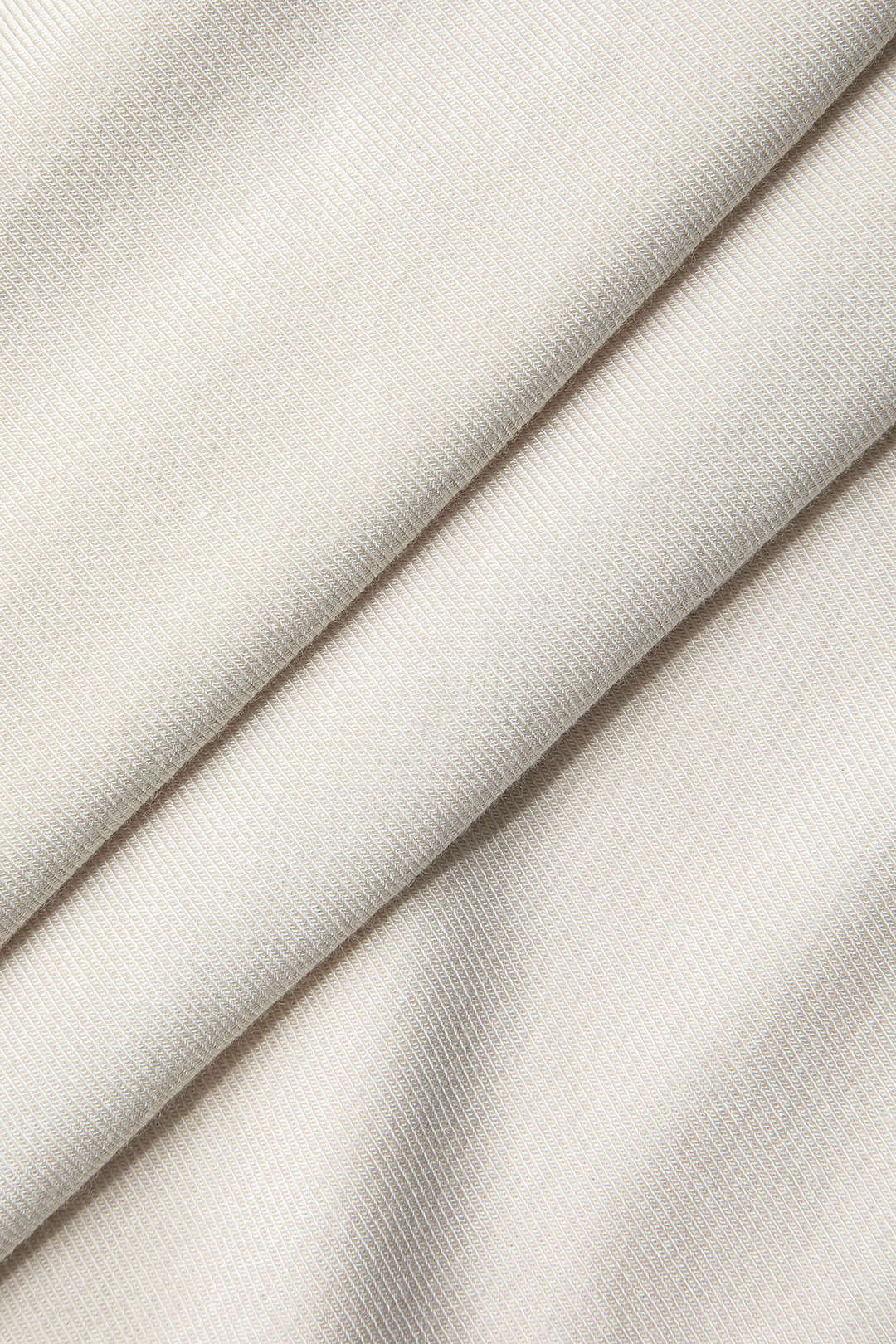 Solid Asymmetric Top and Twisted Slit Skirt Set