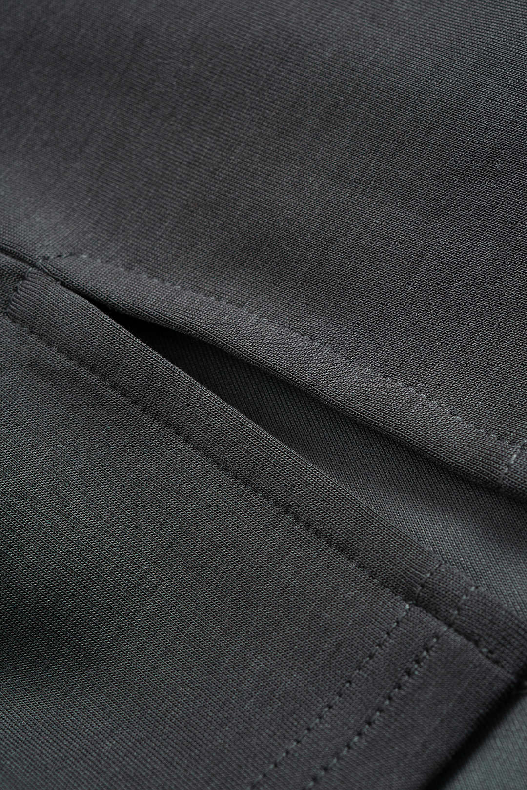 Knit Round Neck Long-Sleeve Top