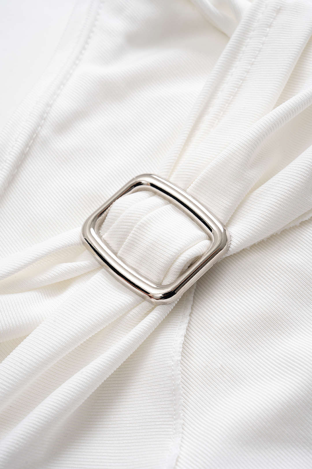 Metallic Decorated Halter Neck Backless Asymmetric Cami Top