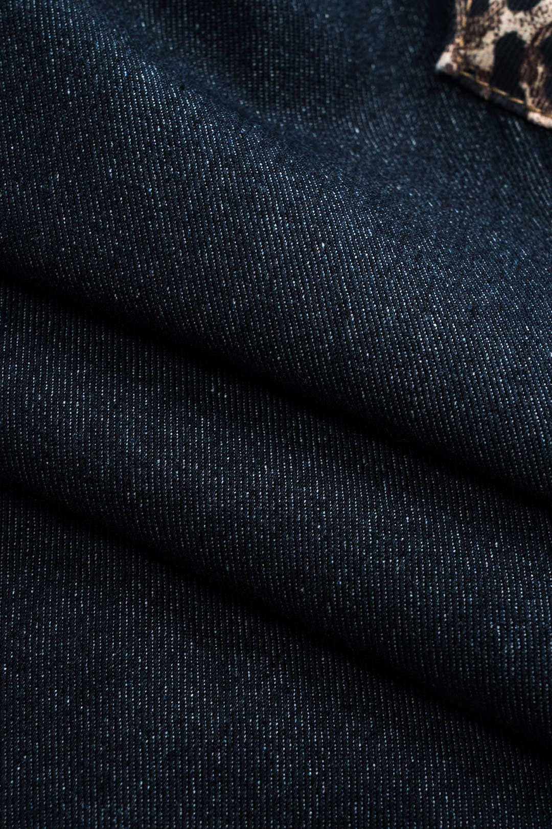 Plus Size Leopard Print Denim Patchwork Button Pocket Wide Leg Barrel Jeans