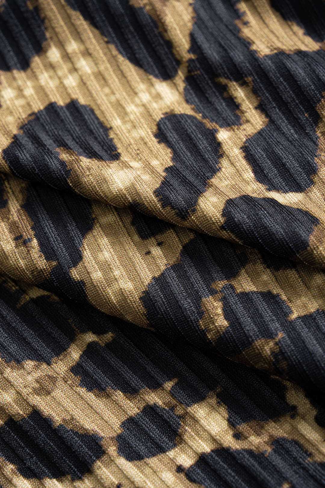 Leopard Print V-Neck Lace Trim Buttoned Long-Sleeve Top