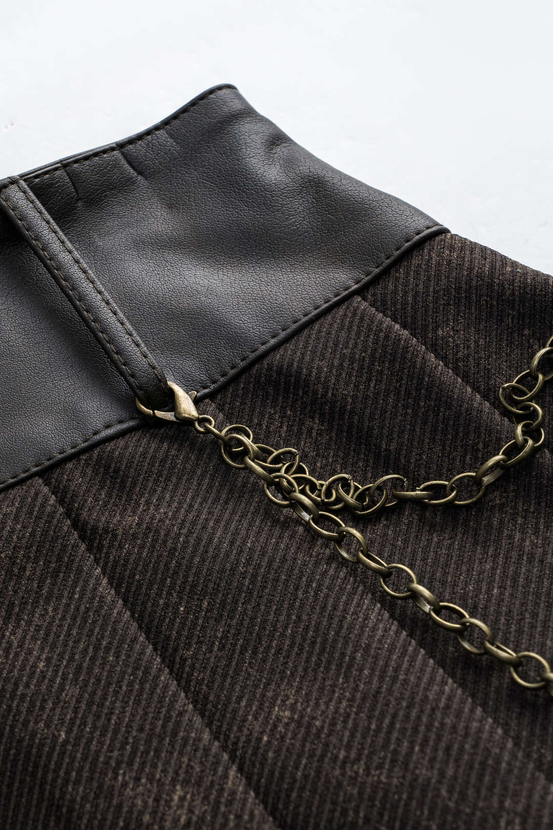 Faux Leather and Fur Patchwork Belted Chain Pleated Skirt