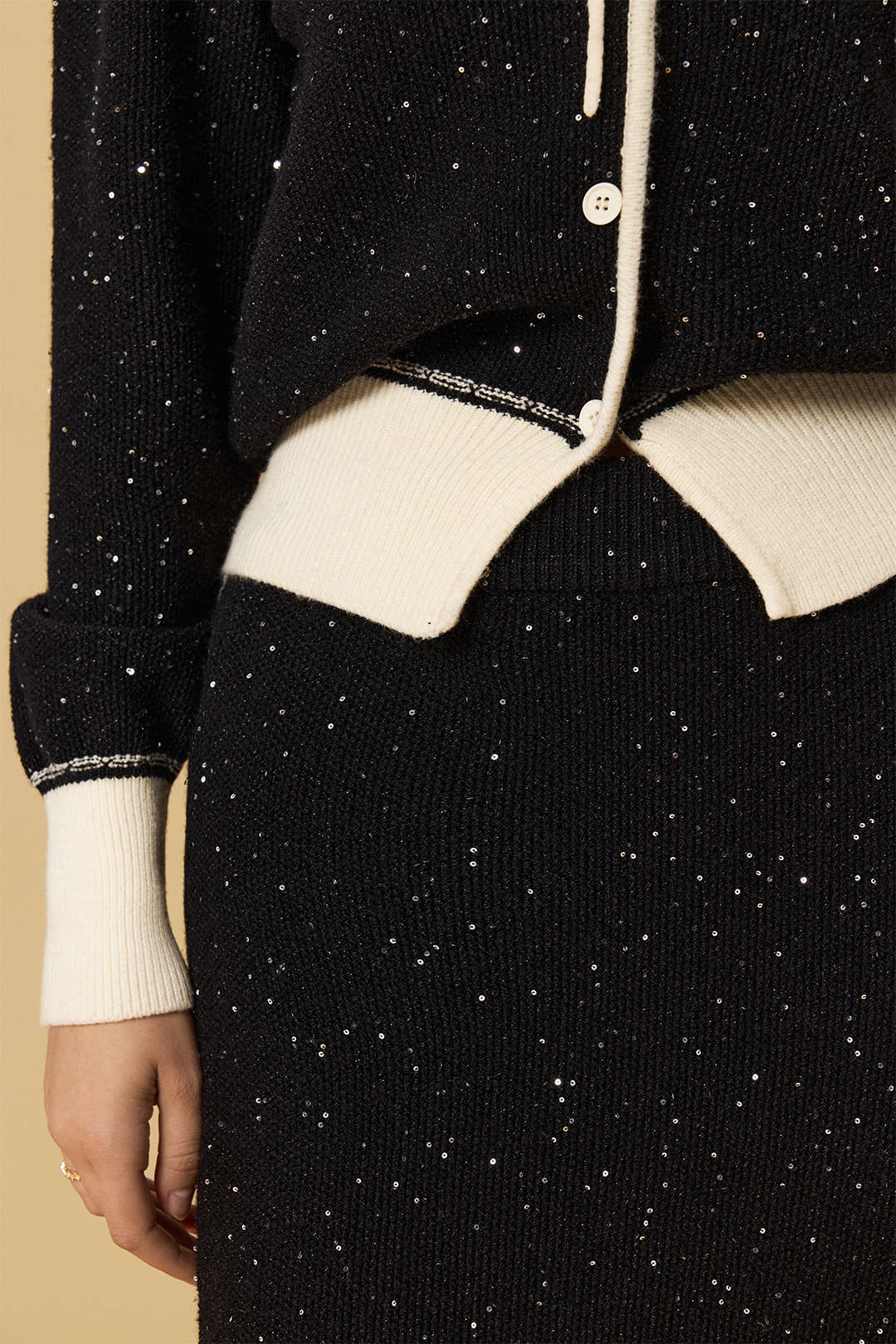 Knit Mid-length Skirt