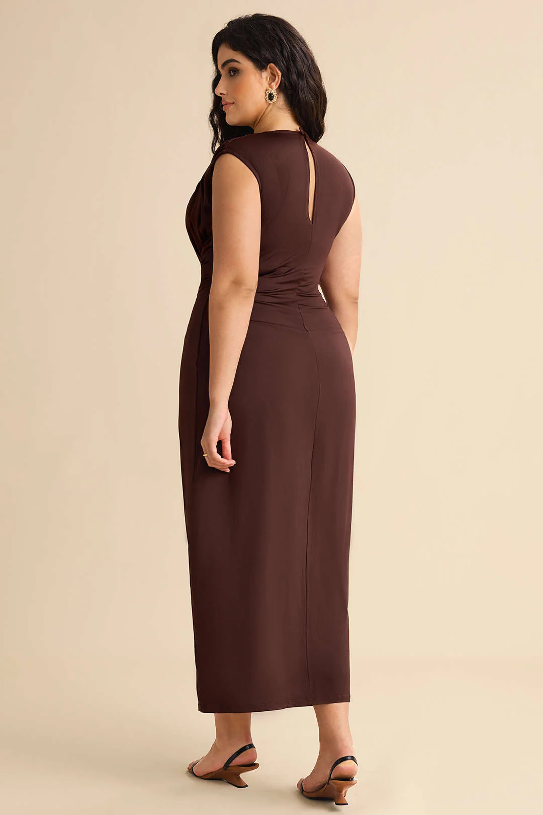 Plus Size Metallic Decorated Ruched Sleeveless Mid-length Dress