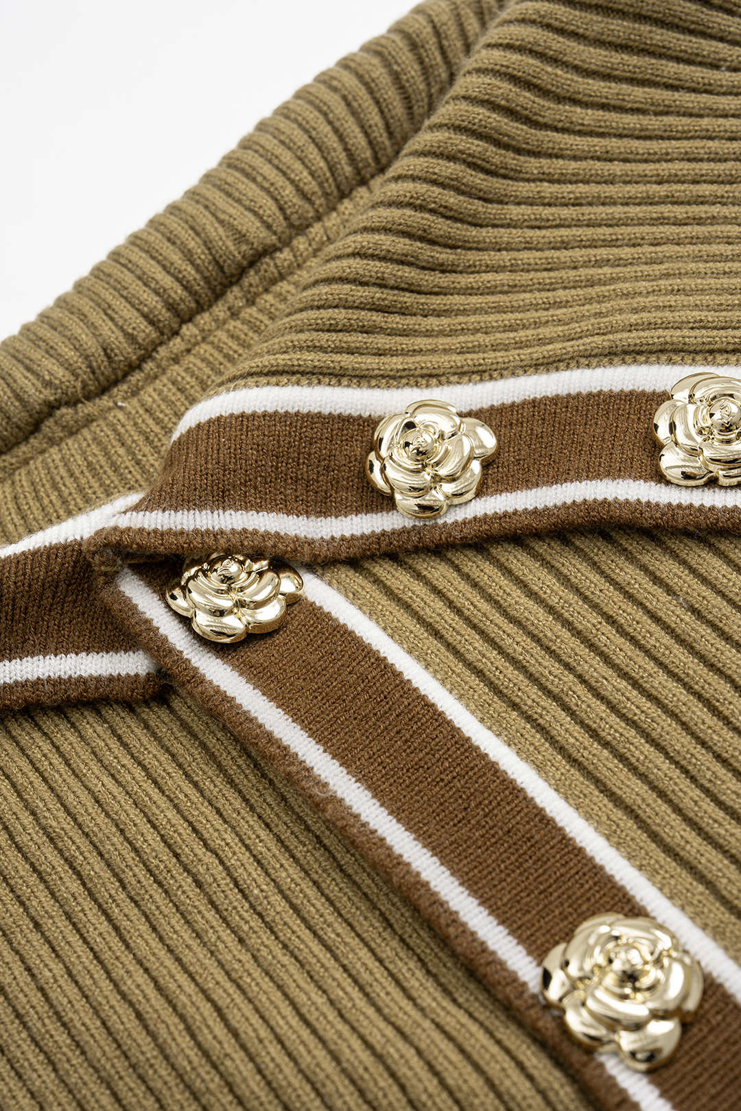 Knit Metallic Button Contrast Skirt