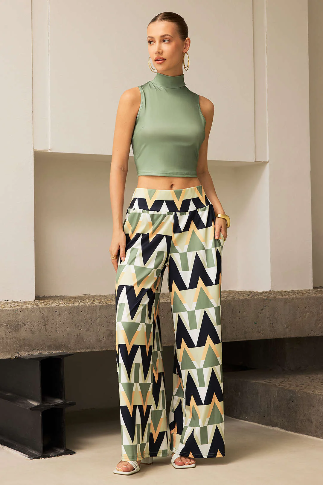 Sleeveless Tank Top and Geometric Pattern Pants Set