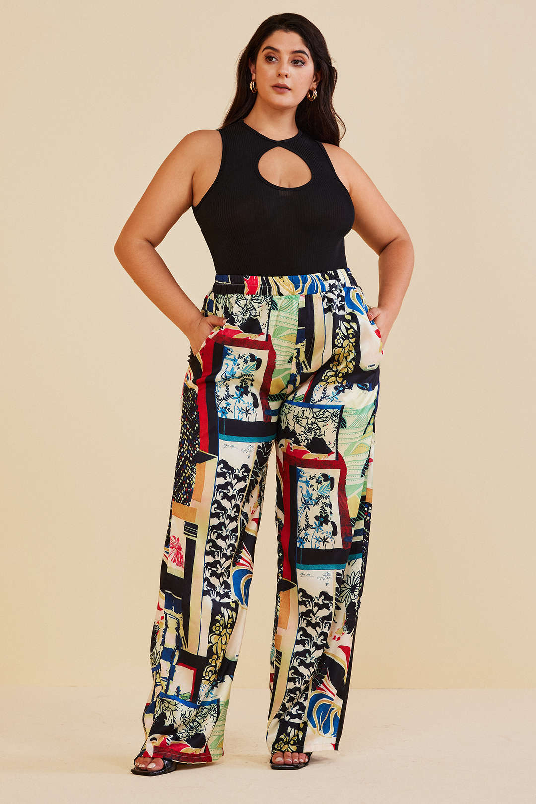 Plus Size Floral Printed High-Waisted Straight-Leg Trousers