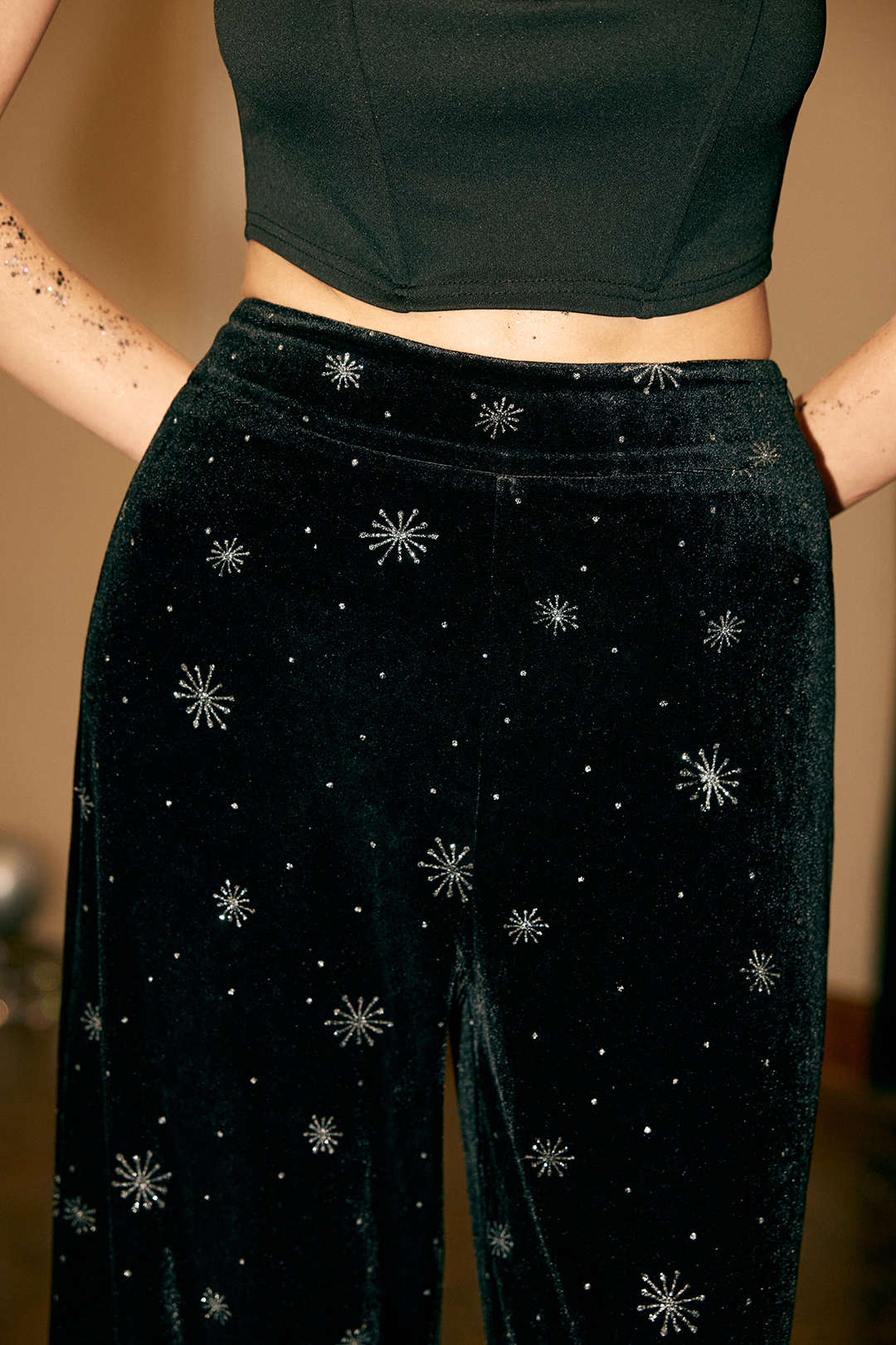 High-Waisted Velvet Snowflake Pattern Straight-Leg Trousers