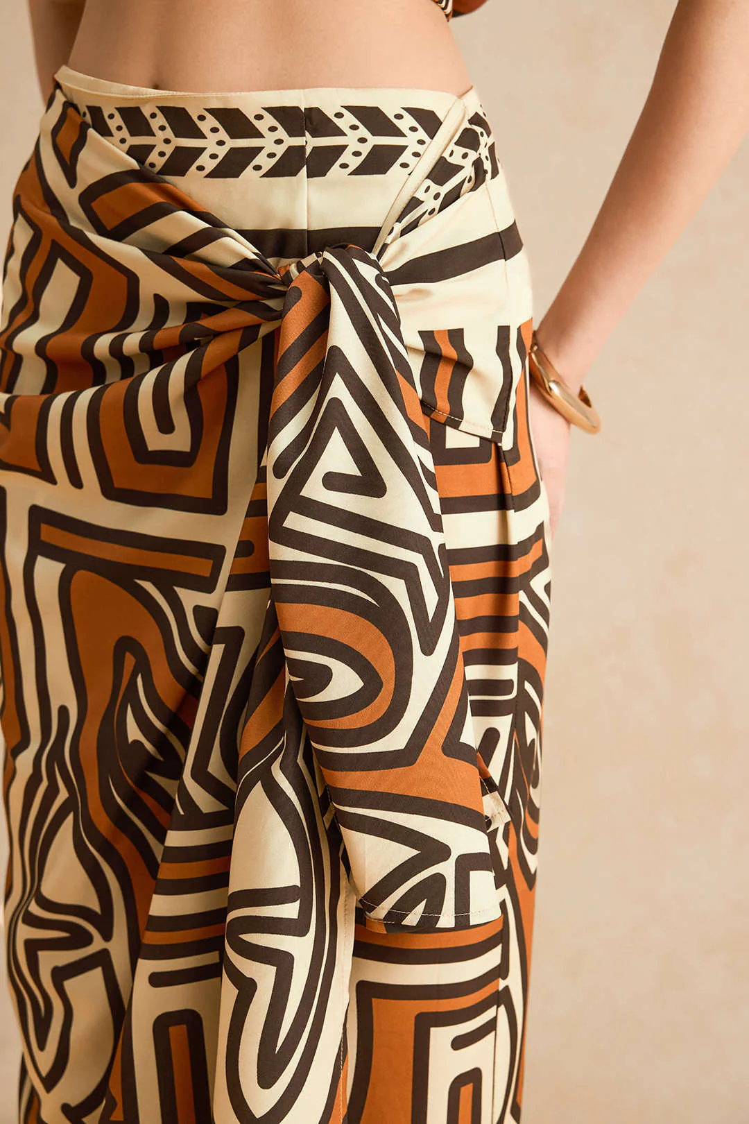 Abstract Geometric Print Ruched Tie-Front Twist Knot Zipper Skirt