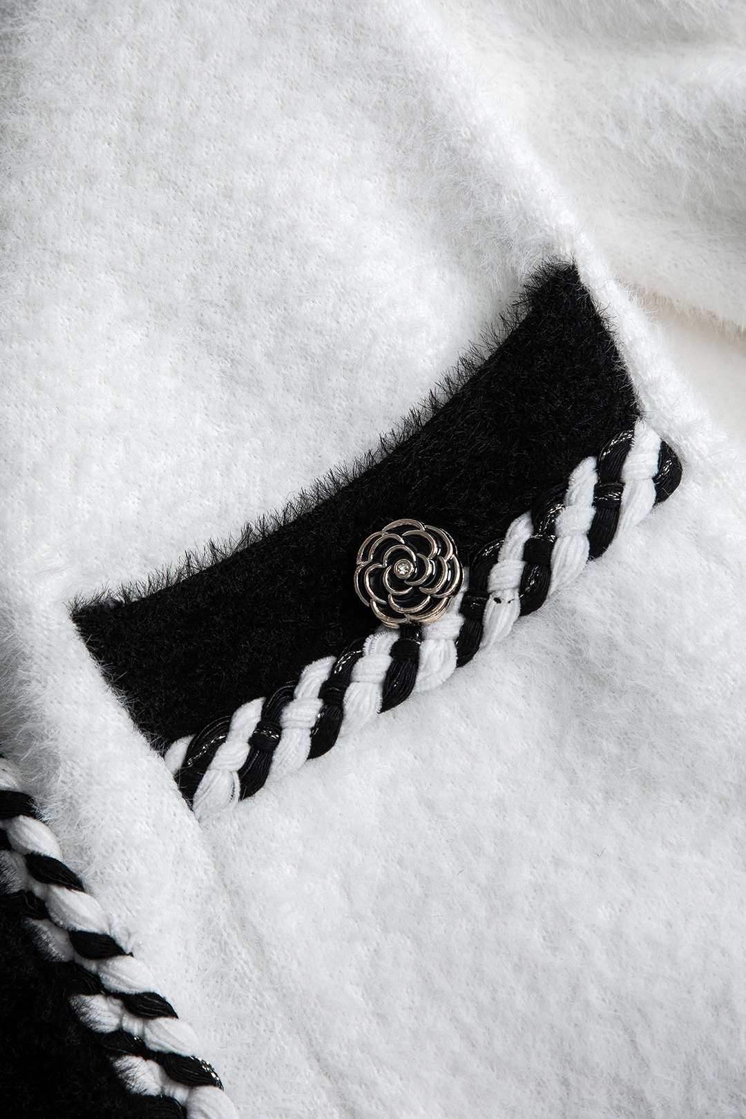 Contrast Knit Button Pocket Cardigan