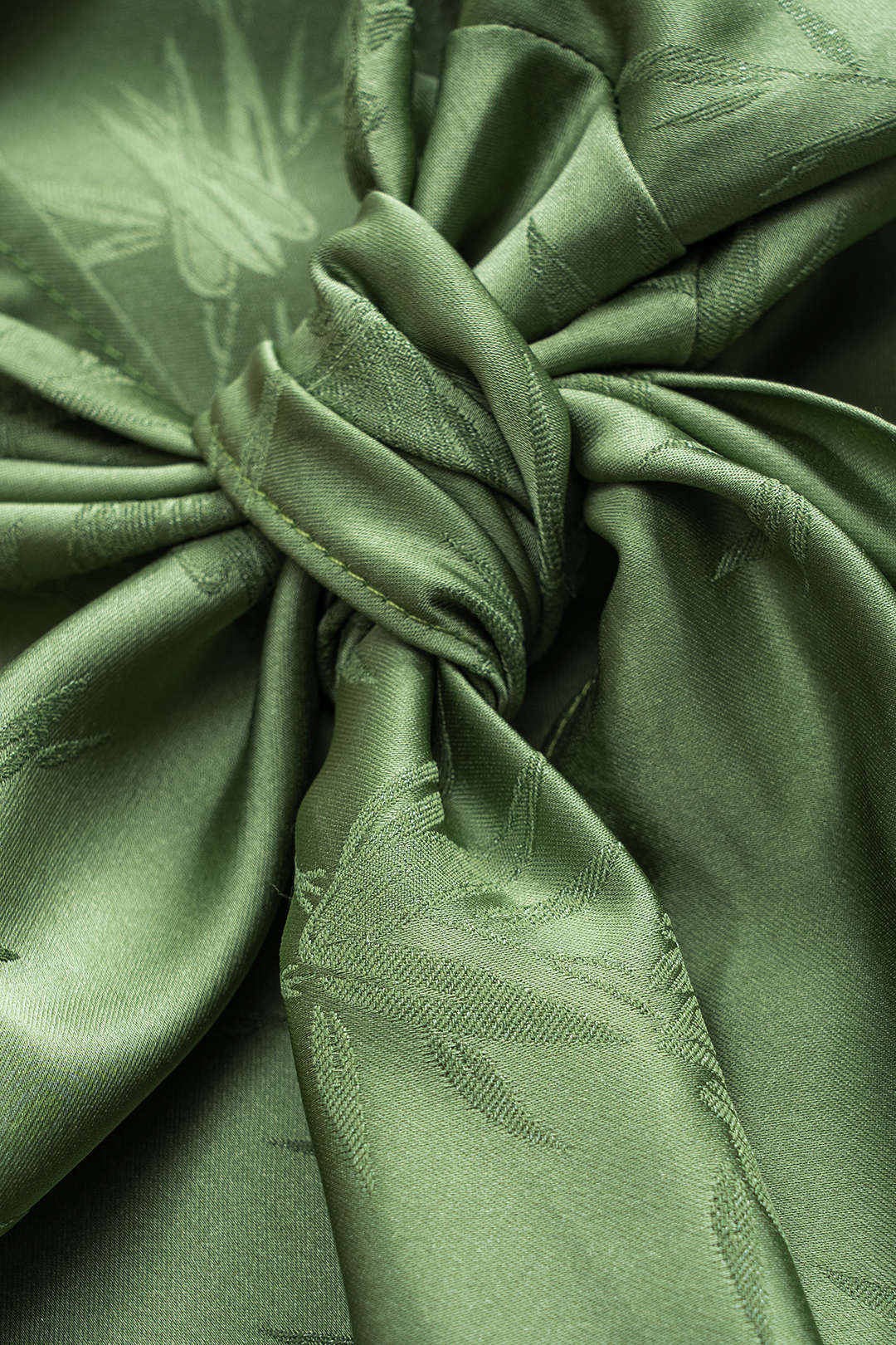 Jacquard Ruched Tie Front Split Skirt