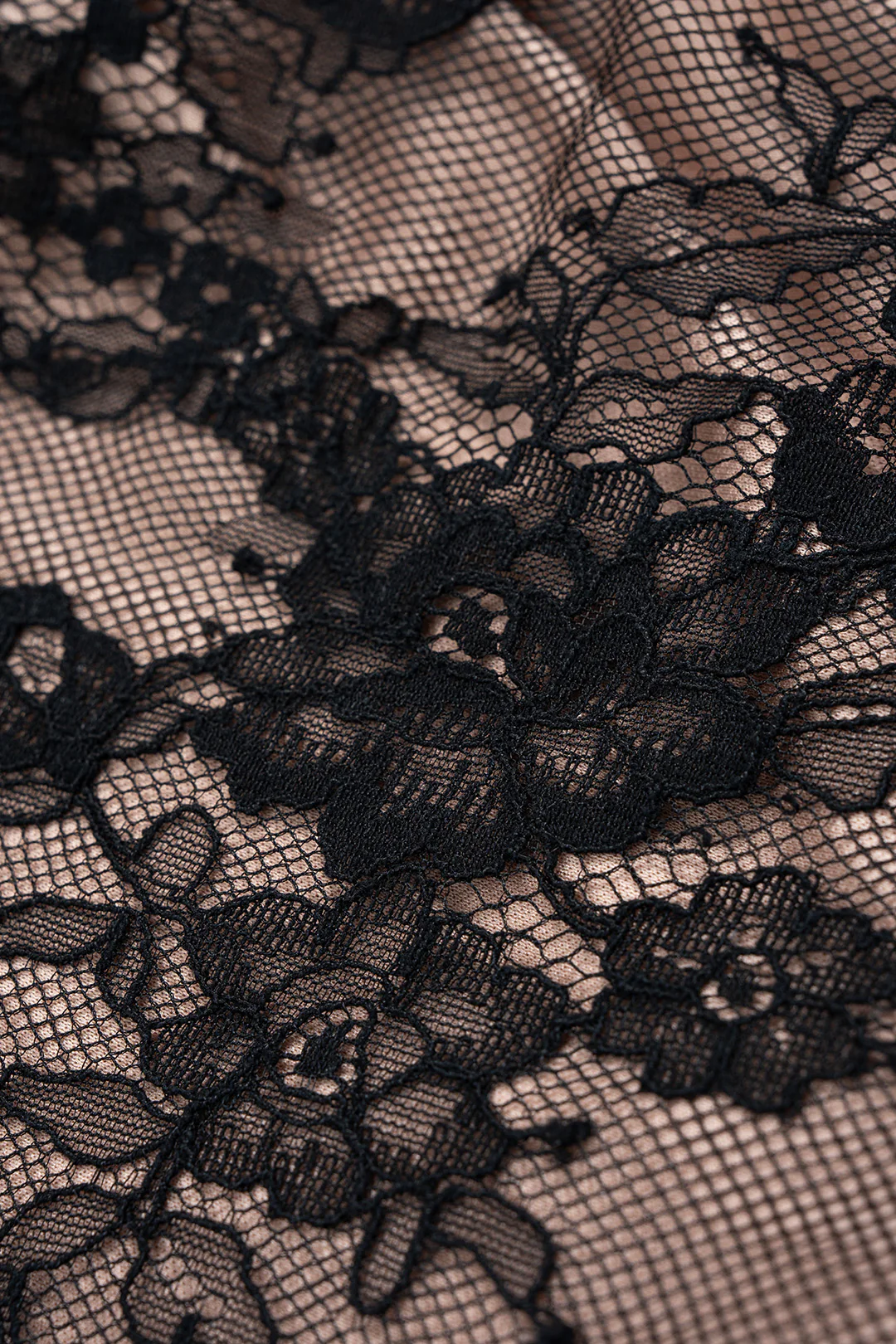 Floral-Embroidered Lace Mid-Length Skirt