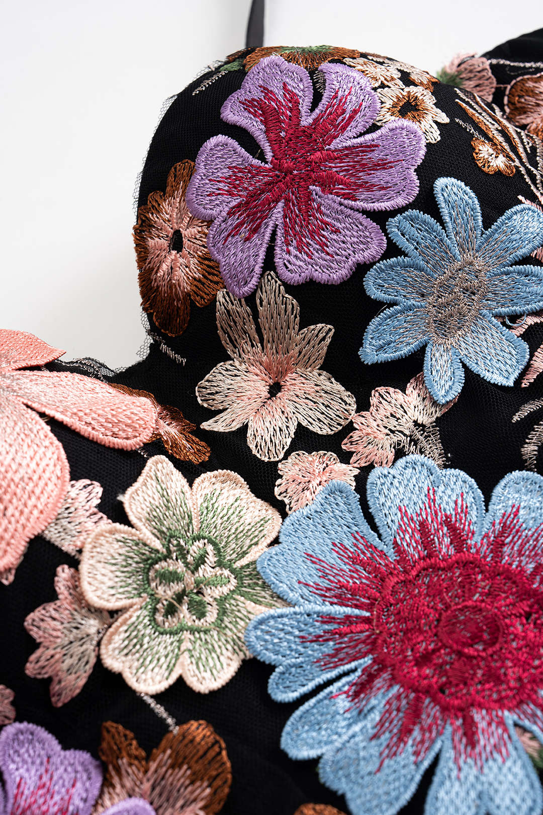 Slip Appliqué Embroidery Camisole Top