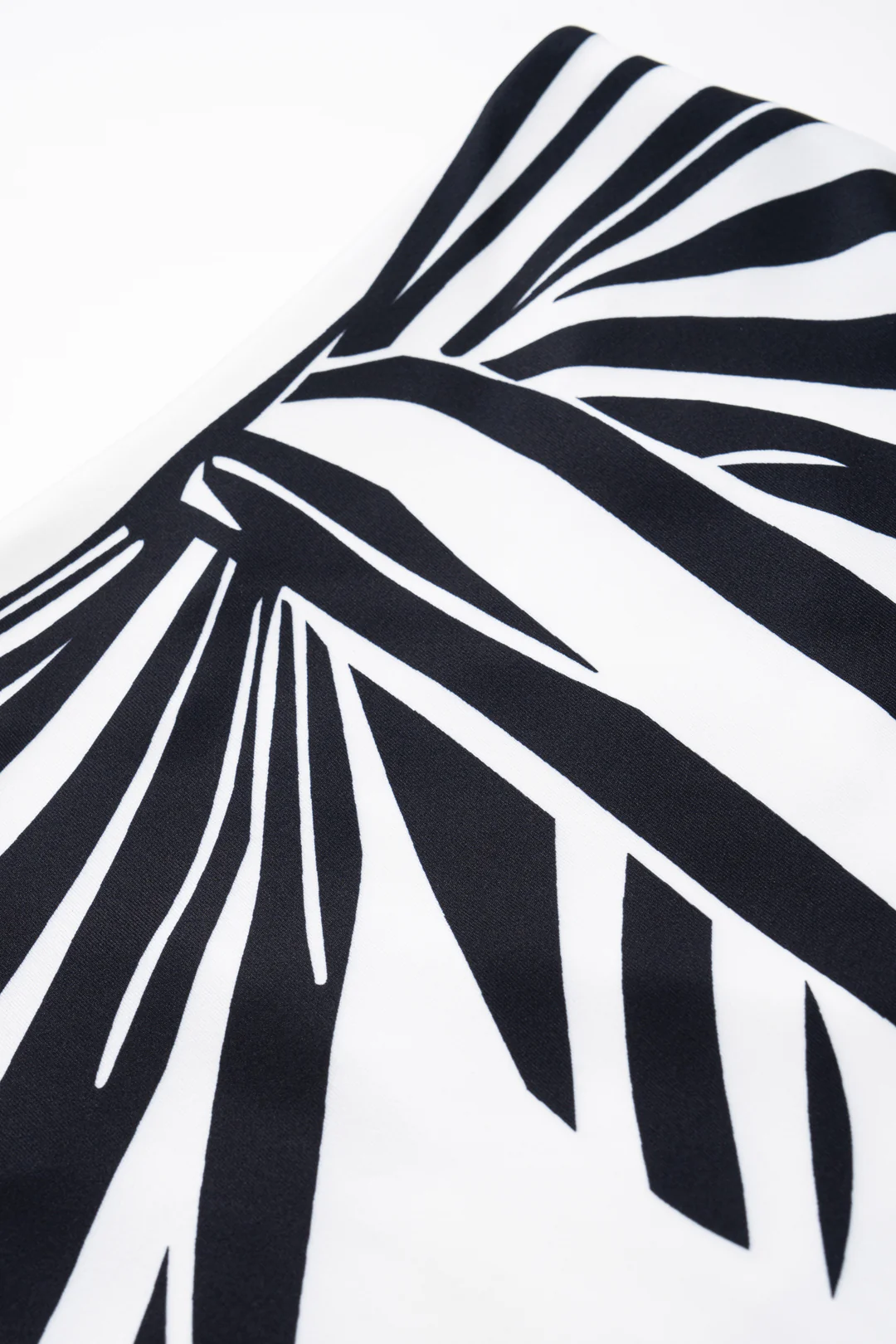 Contrast Print Retro Metal Button Tank Top and Binding Skirt Set