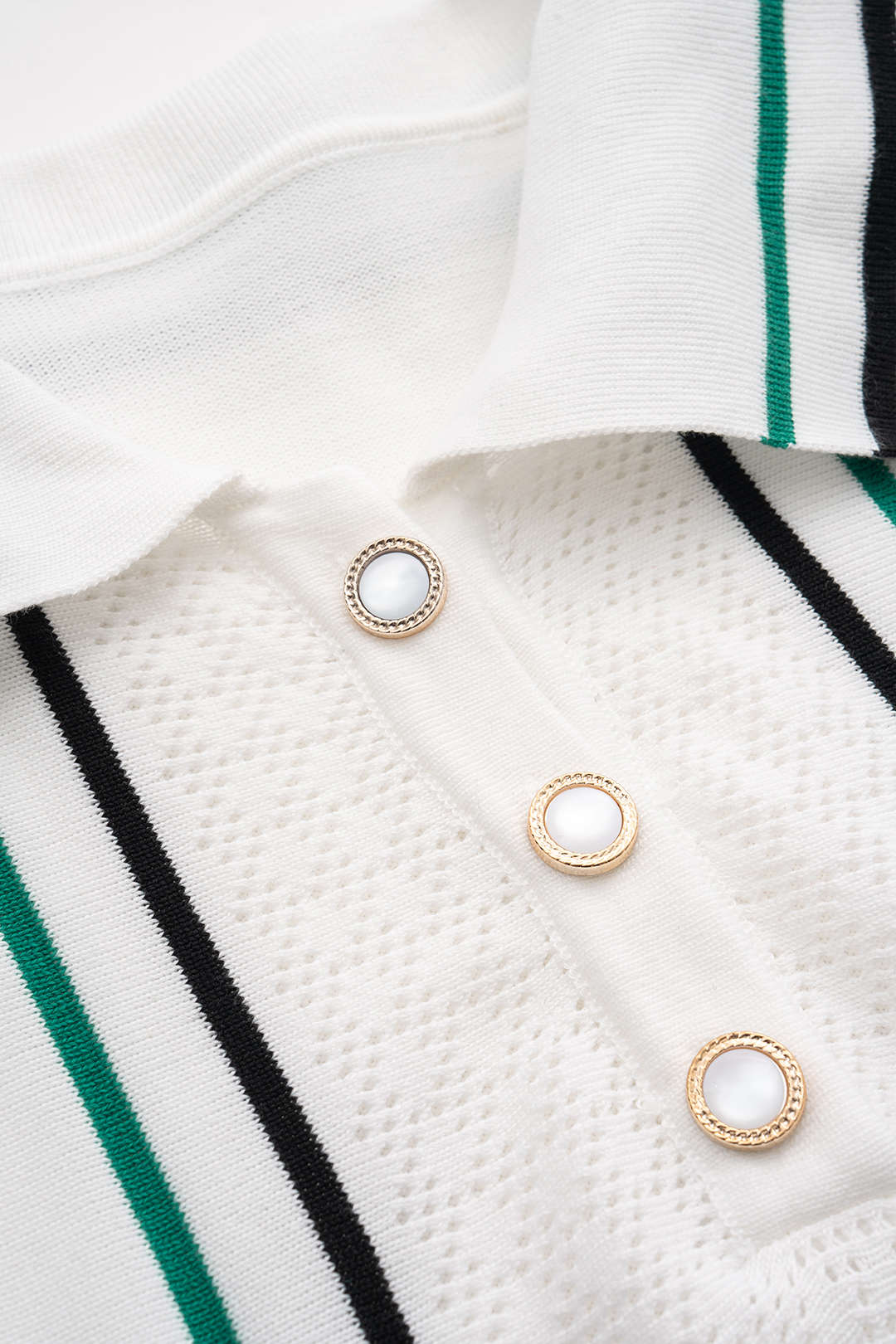 Knit Contrast Button Ruffle Short Sleeve Dress