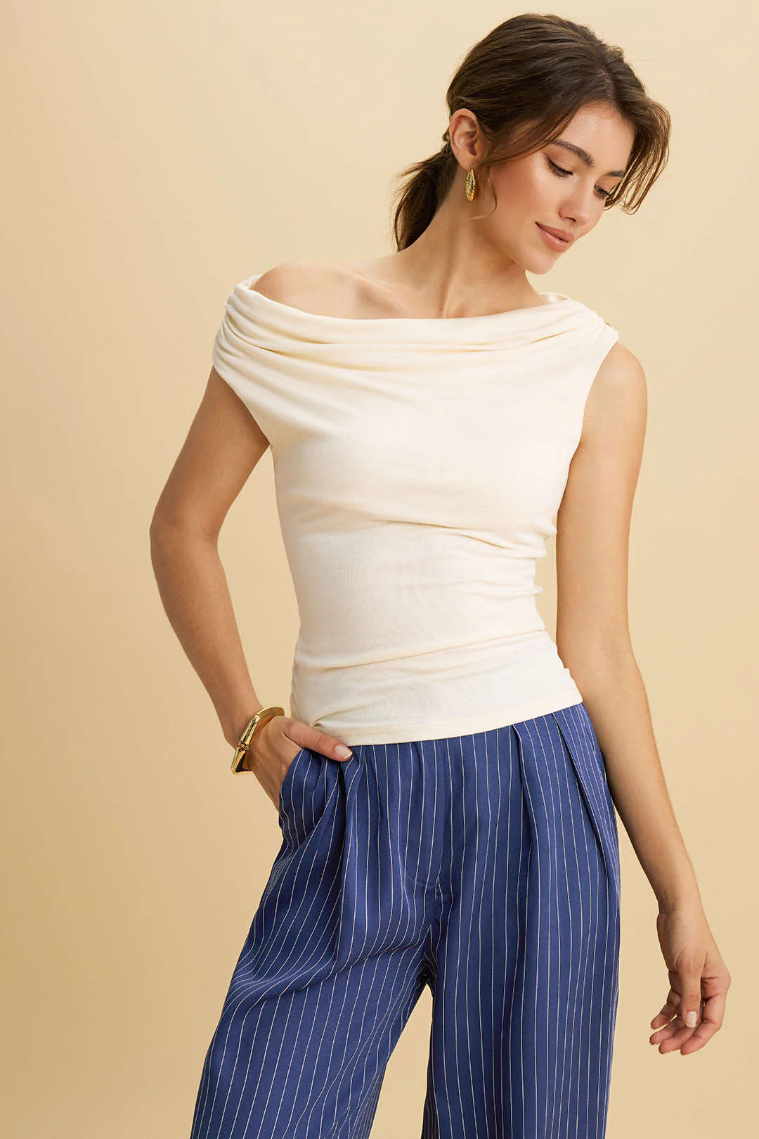 Off Shoulder Ruched Short Sleeve T-Shirt