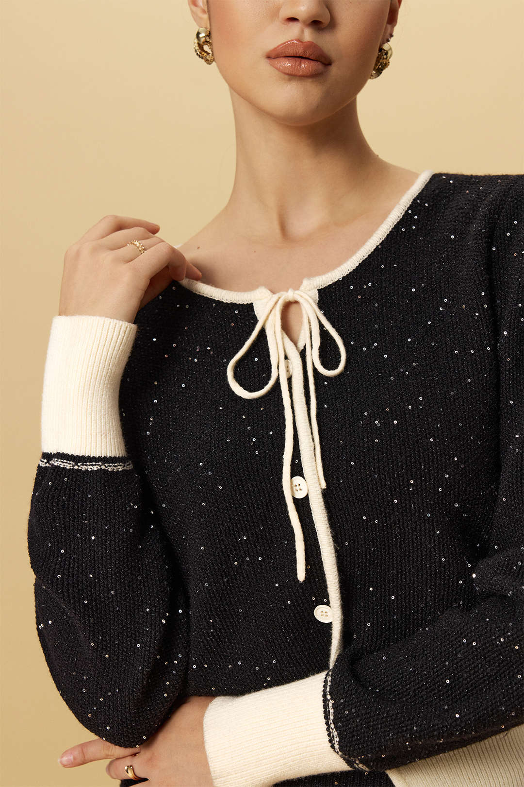 Knit Contrast Button Tie-Up Long-Sleeve Top