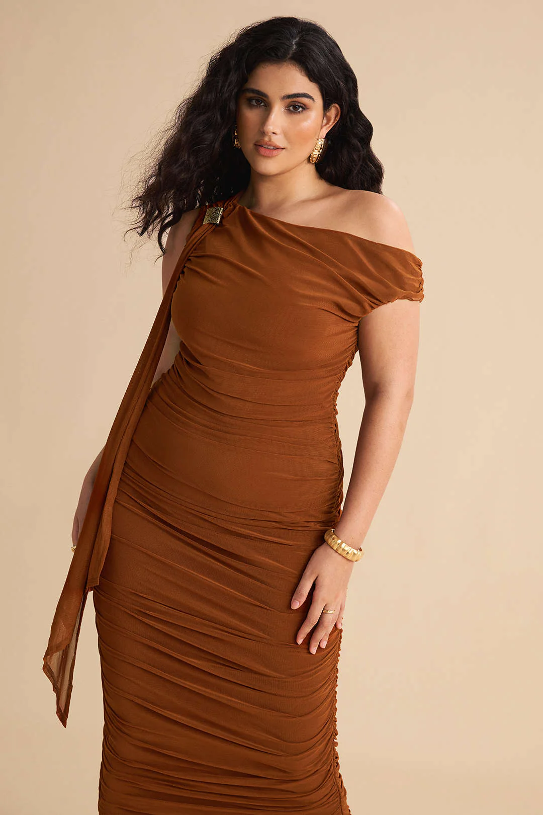 Plus Size Metallic Mesh Ruched Asymmetrical Sleeveless Midi Dress