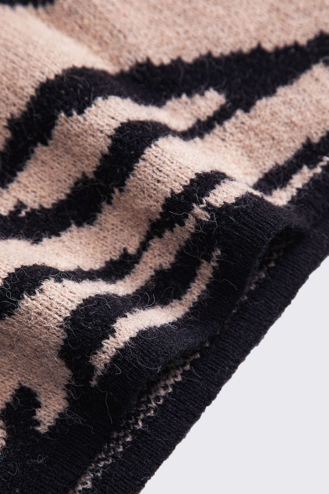 Plus Size Zebra Stripe Printed Knit Tie-Up Crossed Long-Sleeve Dress