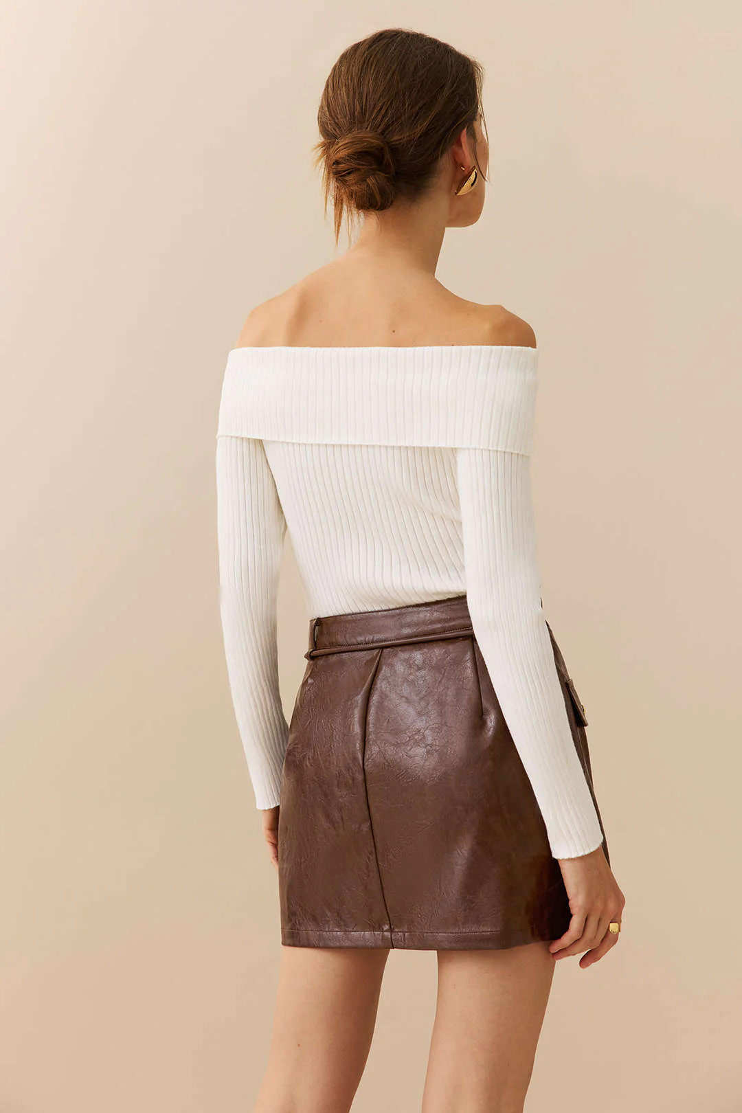 Knit Off-the-Shoulder Long-Sleeve Top