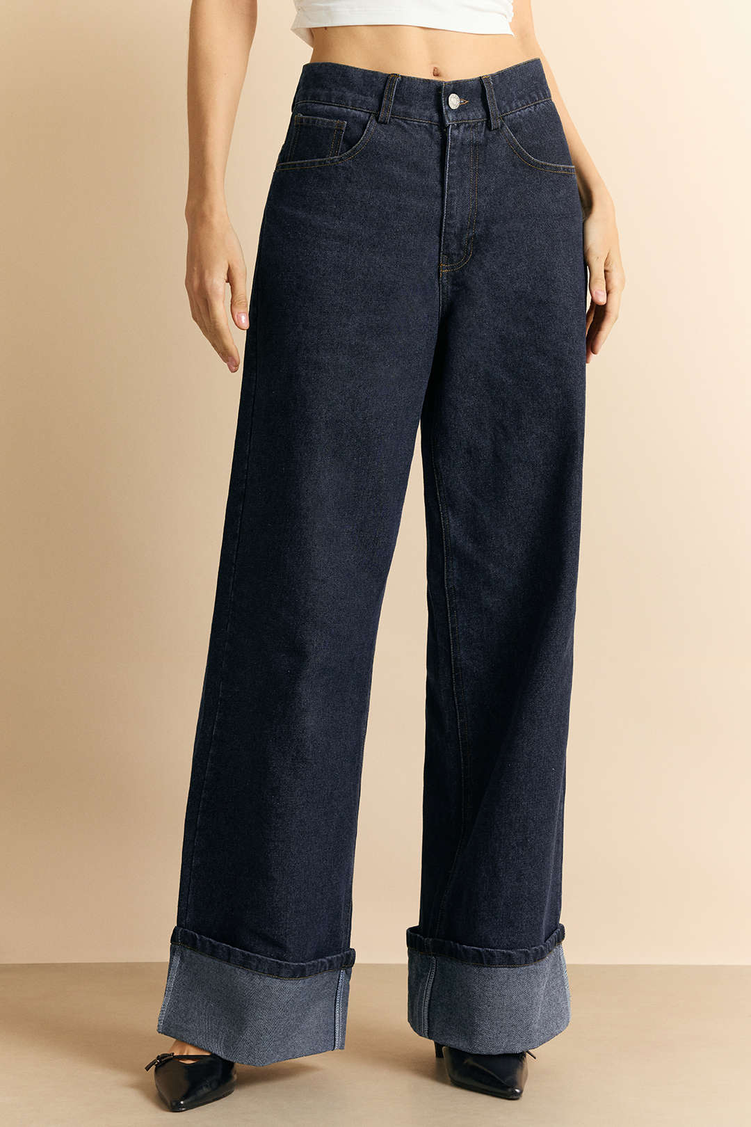 Denim Buttoned Straight-Leg Cuffed Jeans