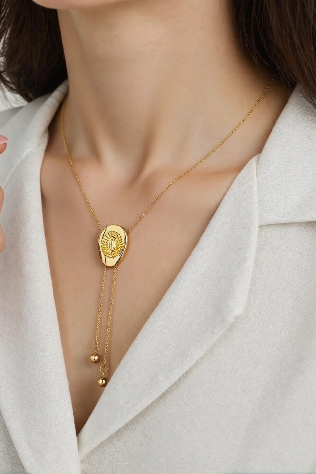 Metallic Irregular Diamond-like Necklaces