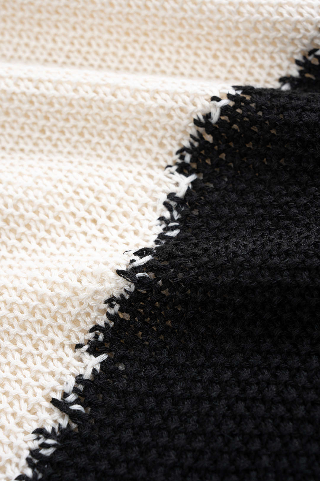 Knit Texture Contrast Tank Top