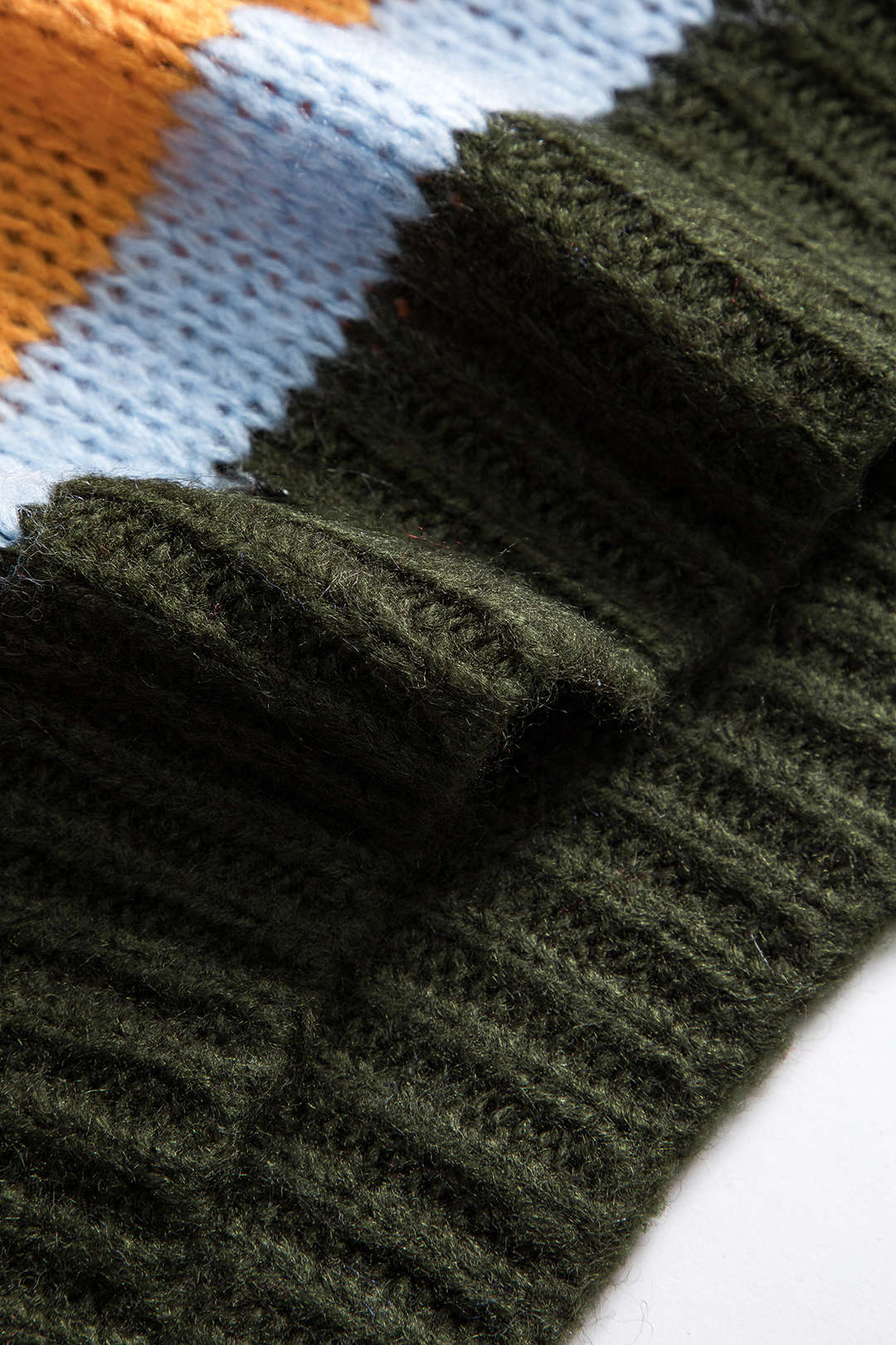 Simple Knit Color - Blocked Long - Sleeve Top