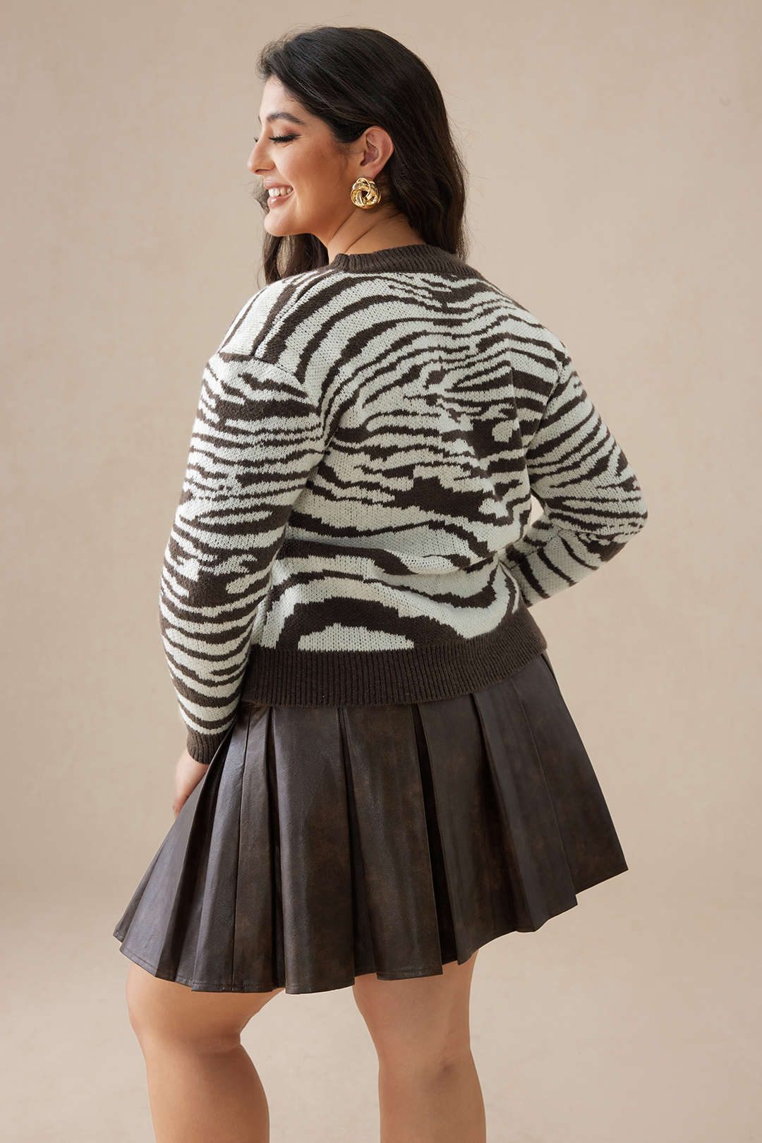 Plus Size Zebra Stripe Knitted Cardigan