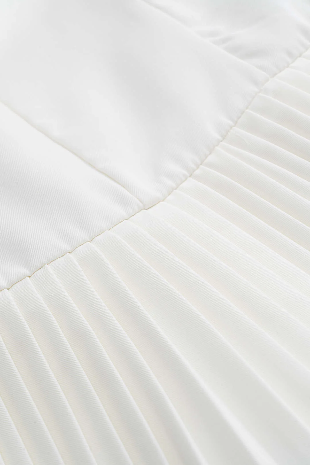 Solid Pleated Backless Mini Dress