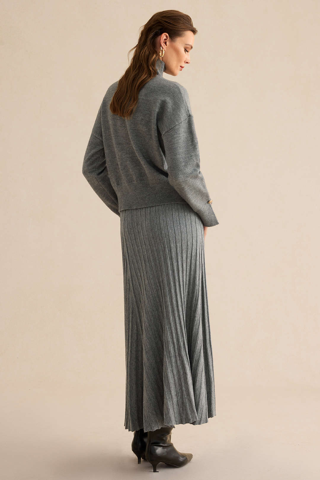 Knit Asymmetric Button Long Sleeve Top