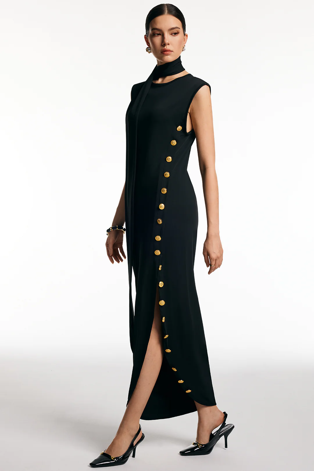 Metallic Buckle Decorated Sleeveless Midi Dress with Scarf